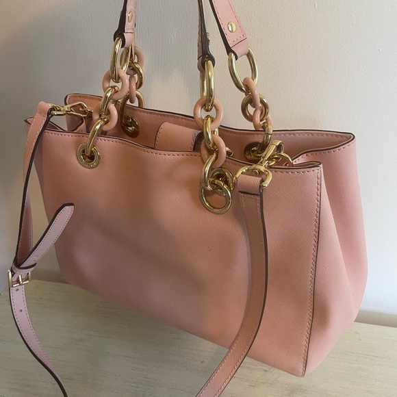 Michael Kors Cynthia Medium Saffiano Leather Satchel - Picture 2 of 6